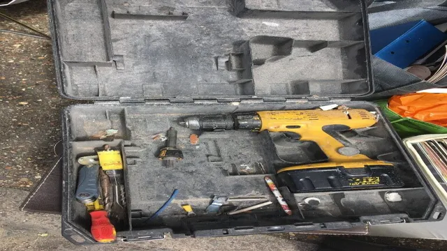 do i need a second to use a cordless drill