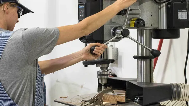 how does a drill press go down
