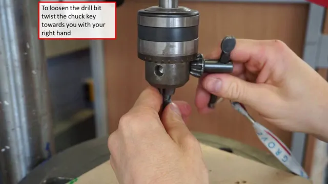 how to change hammer drill bit
