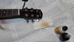 how to cut guitar strings without wire cutters