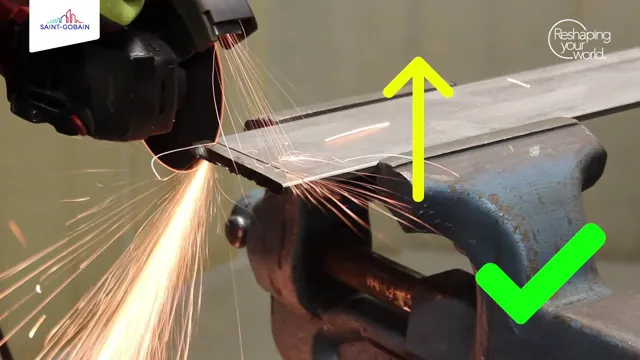 how to cut metal straight with angle grinder