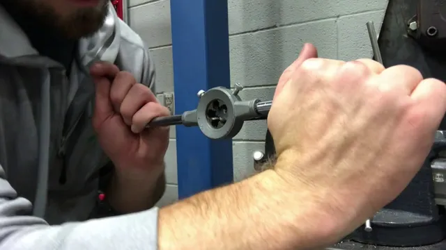 how to o.d thread rods in a drill press