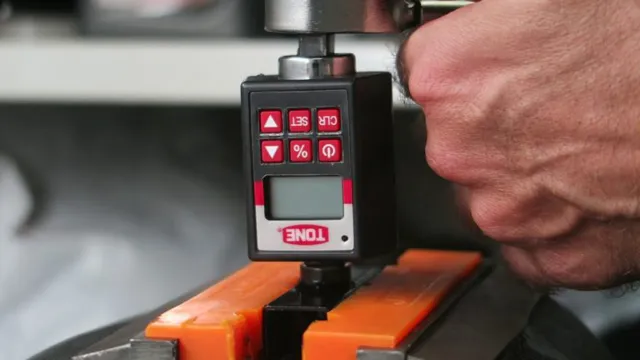 how to read a torque wrench scale
