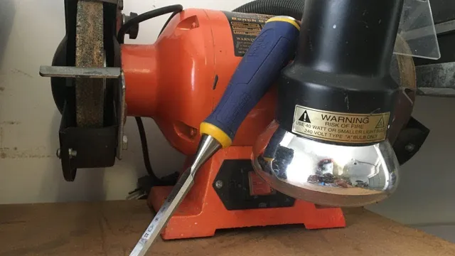 how to sharpen wood chisels on a bench grinder