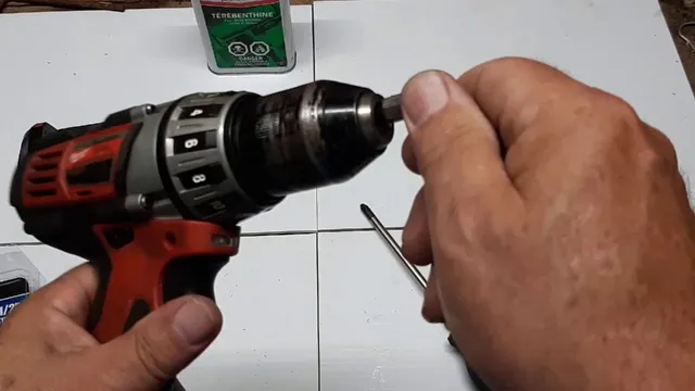 how to take apart a cordless drill chuck