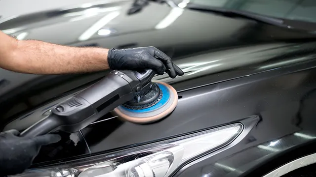 what does a car polisher do